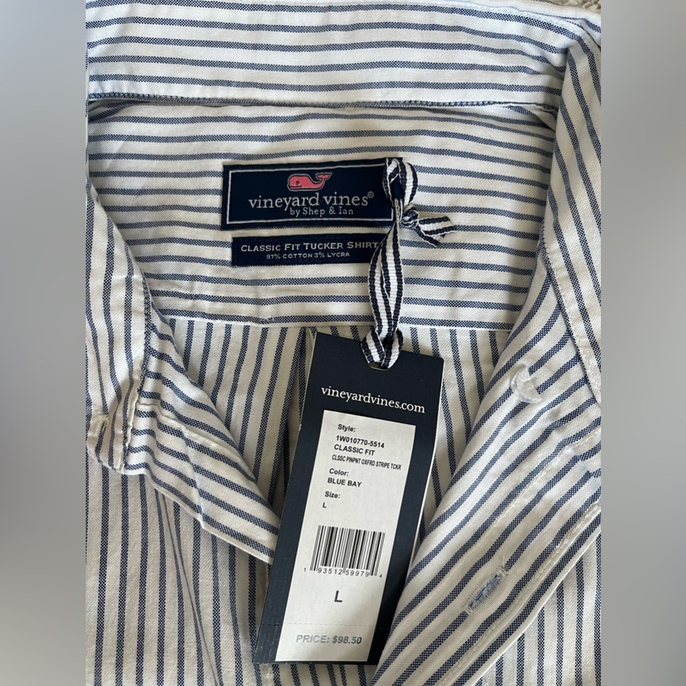 Vineyard Vines men’s classic Tucker shirt, blue and white stripe